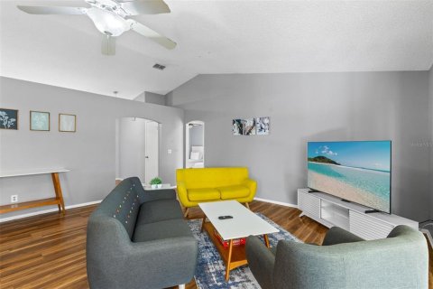 Casa en venta en Kissimmee, Florida, 3 dormitorios, 142.6 m2 № 2205228 - foto 6