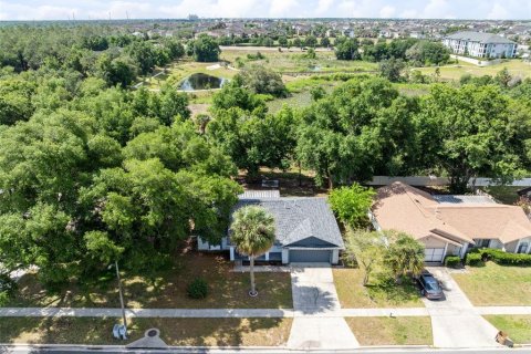 Casa en venta en Kissimmee, Florida, 3 dormitorios, 142.6 m2 № 2205228 - foto 26