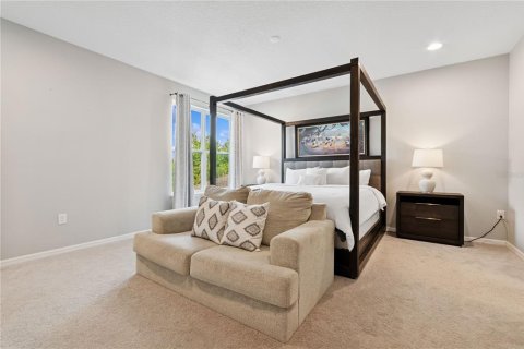 House in Winter Garden, Florida 5 bedrooms, 340.95 sq.m. № 1655070 - photo 14