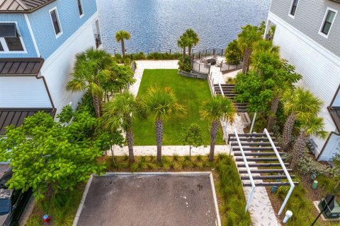 Townhouse in Tampa, Florida 4 bedrooms, 234.49 sq.m. № 2199403 - photo 30