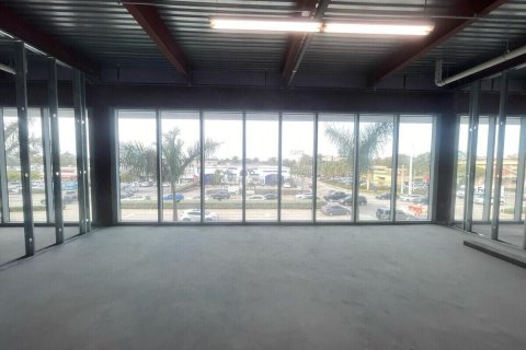 Commercial property in Hallandale Beach, Florida № 2252484 - photo 3