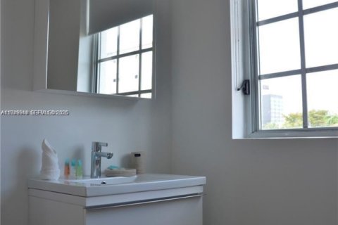 Купить кондоминиум в Майами-Бич, Флорида 1 спальня, 39.76м2, № 2005608 - фото 12