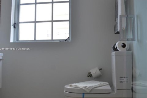 Купить кондоминиум в Майами-Бич, Флорида 1 спальня, 39.76м2, № 2005608 - фото 13