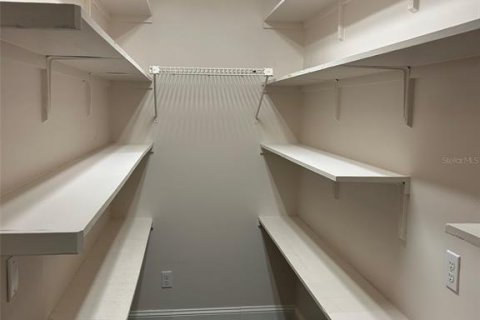 Propiedad comercial en alquiler en Gainesville, Florida, 455.13 m2 № 1509012 - foto 21