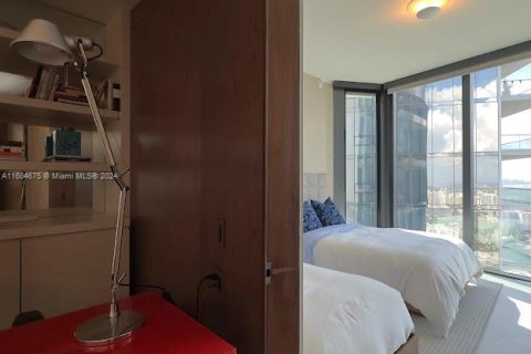 Снять в аренду кондоминиум в Санни-Айлс-Бич, Флорида 3 спальни, 330.27м2, № 1977842 - фото 20