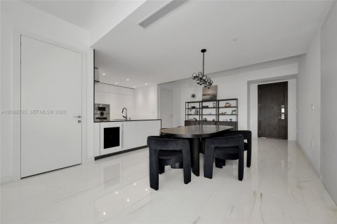 Copropriété à louer à Miami, Floride: 2 chambres, 154.96 m2 № 2378382 - photo 24