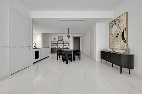 Copropriété à louer à Miami, Floride: 2 chambres, 154.96 m2 № 2378382 - photo 23