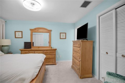 Condo in Dunedin, Florida, 2 bedrooms  № 1798336 - photo 18