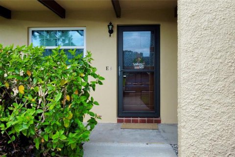 Condo in Dunedin, Florida, 2 bedrooms  № 1798336 - photo 4