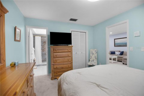 Condo in Dunedin, Florida, 2 bedrooms  № 1798336 - photo 16