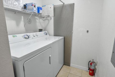 Купить кондоминиум в Палм-Бич-Гарденс, Флорида 3 комнаты, 76.09м2, № 2289099 - фото 15