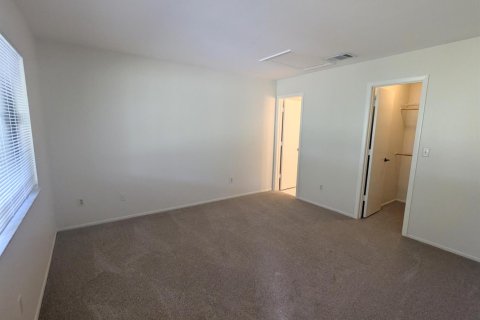 Apartamento en alquiler en Port St. Lucie, Florida, 2 dormitorios, 85.56 m2 № 2078334 - foto 11