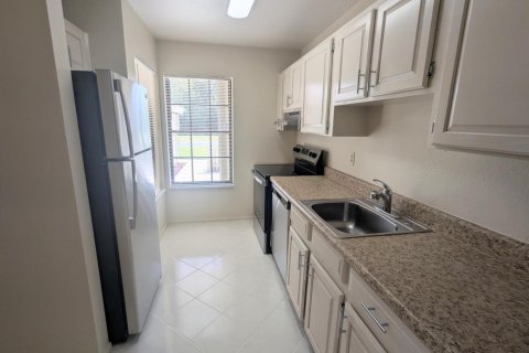 Apartamento en alquiler en Port St. Lucie, Florida, 2 dormitorios, 85.56 m2 № 2078334 - foto 10