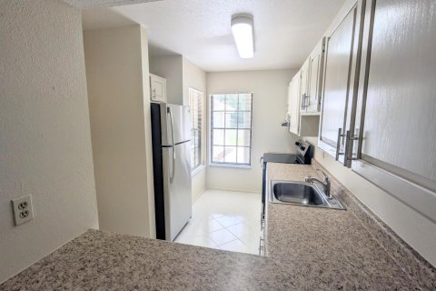 Apartamento en alquiler en Port St. Lucie, Florida, 2 dormitorios, 85.56 m2 № 2078334 - foto 7