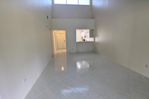 Apartamento en alquiler en Port St. Lucie, Florida, 2 dormitorios, 85.56 m2 № 2078334 - foto 5