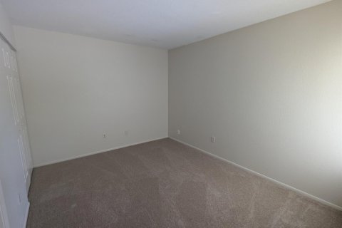 Apartamento en alquiler en Port St. Lucie, Florida, 2 dormitorios, 85.56 m2 № 2078334 - foto 13