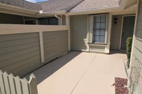 Apartamento en alquiler en Port St. Lucie, Florida, 2 dormitorios, 85.56 m2 № 2078334 - foto 3