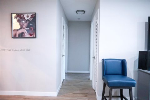 Casa en venta en Tamarac, Florida, 3 dormitorios, 140.1 m2 № 1922906 - foto 5