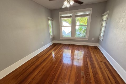 Casa en alquiler en Orlando, Florida, 2 dormitorios, 108.7 m2 № 1895195 - foto 9