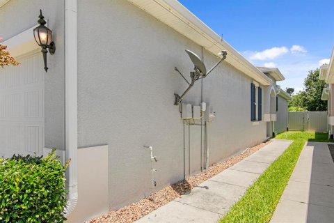 Villa ou maison à vendre à Land O' Lakes, Floride: 3 chambres, 142.33 m2 № 2138362 - photo 5