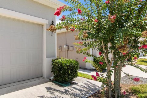 Villa ou maison à vendre à Land O' Lakes, Floride: 3 chambres, 142.33 m2 № 2138362 - photo 4