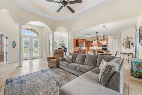 Villa ou maison à vendre à Weeki Wachee, Floride: 3 chambres, 255.3 m2 № 1817843 - photo 9