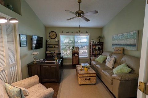 House in Sarasota, Florida 3 bedrooms, 153.1 sq.m. № 2120196 - photo 13