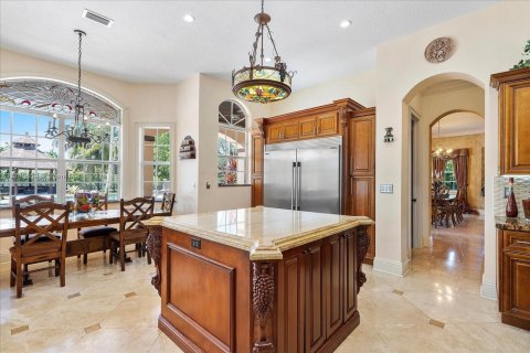 House in Miami, Florida 8 bedrooms, 621.89 sq.m. № 1705137 - photo 15