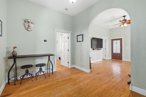 House in Tampa, Florida 2 bedrooms, 132.39 sq.m. № 2237430 - photo 8