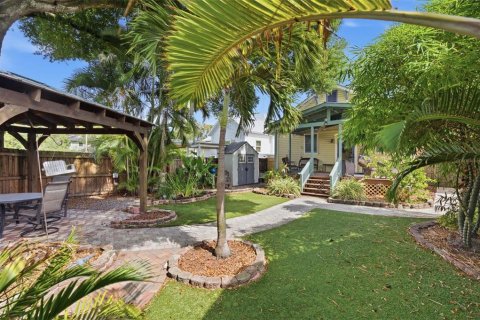 House in Tampa, Florida 2 bedrooms, 132.39 sq.m. № 2237430 - photo 28