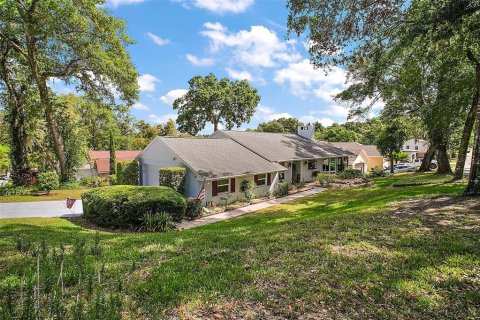 Casa en venta en Eustis, Florida, 3 dormitorios, 163.42 m2 № 1649127 - foto 1