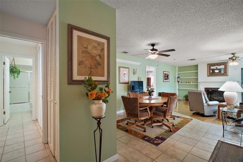 Casa en venta en Eustis, Florida, 3 dormitorios, 163.42 m2 № 1649127 - foto 4