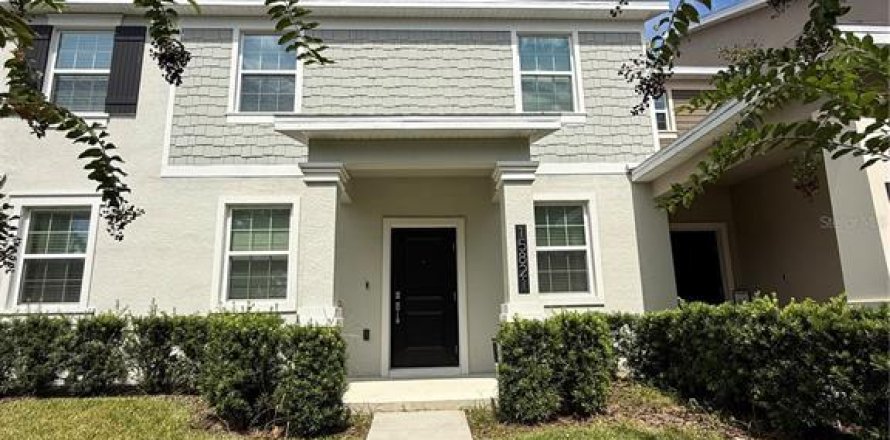 Townhouse in Winter Garden, Florida 3 bedrooms, 151.99 sq.m. № 2395546