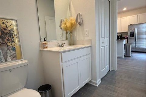 Townhouse in Winter Garden, Florida 3 bedrooms, 151.99 sq.m. № 2395546 - photo 9