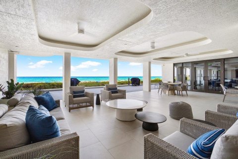 Снять в аренду кондоминиум в Хайленд-Бич, Флорида 2 спальни, 190.64м2, № 1117052 - фото 1