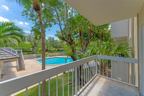 Appartement à louer à Miami, Floride: 2 chambres, 74.69 m2 № 1949827 - photo 2