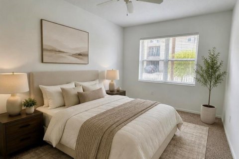 Condo in West Palm Beach, Florida, 2 bedrooms № 2154953 - photo 4