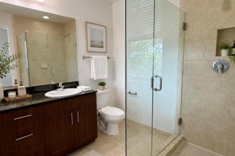 Condo in West Palm Beach, Florida, 2 bedrooms № 2154953 - photo 7