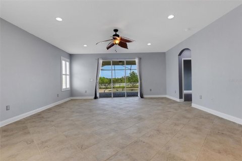 House in Ruskin, Florida 3 bedrooms, 230.68 sq.m. № 1681034 - photo 9