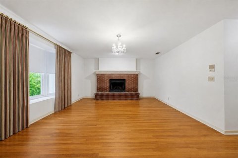 Villa ou maison à vendre à Tampa, Floride: 5 chambres, 407.56 m2 № 2279838 - photo 16