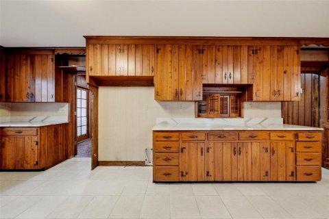 Villa ou maison à vendre à Tampa, Floride: 5 chambres, 407.56 m2 № 2279838 - photo 12