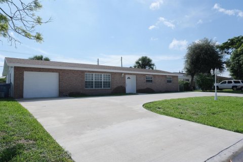 Villa ou maison à West Palm Beach, Floride 3 chambres, 185.53 m2 № 2179714