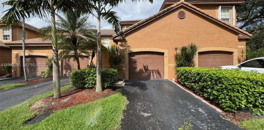 Adosado en Weston, Florida 3 dormitorios, 134.06 m2 № 2059664