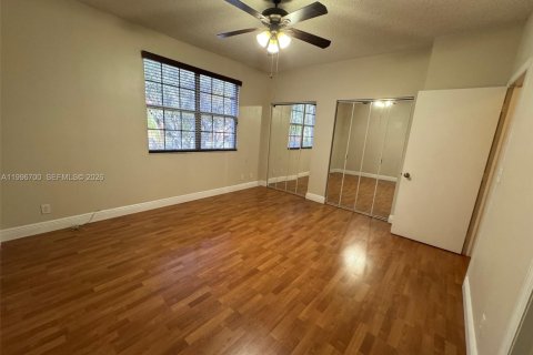 Adosado en alquiler en Weston, Florida, 3 dormitorios, 134.06 m2 № 2059664 - foto 10