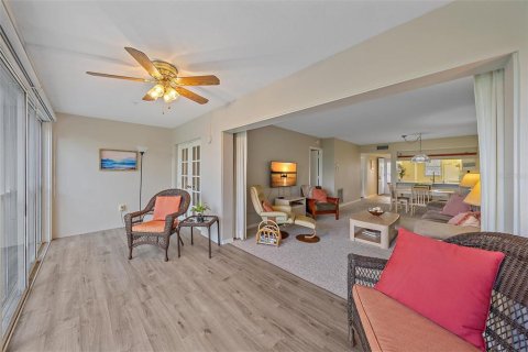Condo in Venice, Florida, 2 bedrooms  № 1804720 - photo 26