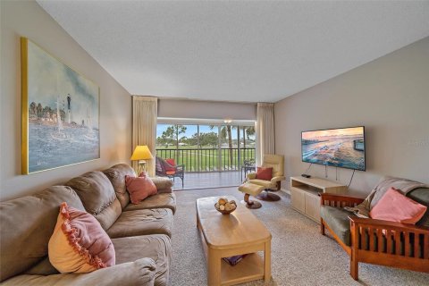 Condo in Venice, Florida, 2 bedrooms  № 1804720 - photo 12