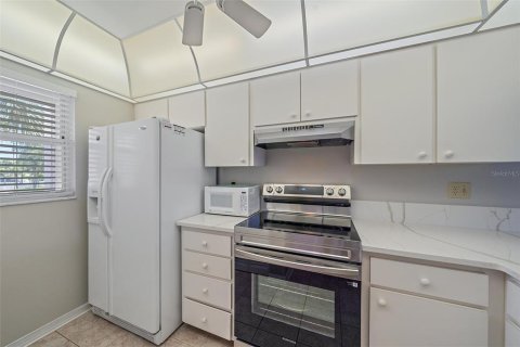 Condo in Venice, Florida, 2 bedrooms  № 1804720 - photo 23