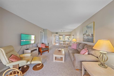 Condo in Venice, Florida, 2 bedrooms  № 1804720 - photo 14
