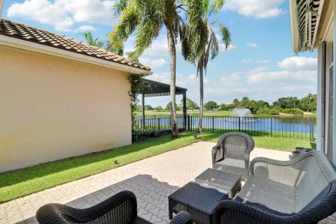 Casa en venta en West Palm Beach, Florida, 3 dormitorios, 196.21 m2 № 2358014 - foto 27