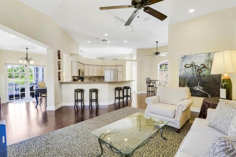 Casa en venta en West Palm Beach, Florida, 3 dormitorios, 196.21 m2 № 2358014 - foto 9